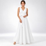 Carlena | Elegancka Sukienka Maxi na Wesele z Kopertowym Dekoltem i Wiązaniem w Talii