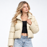 Carlena | Krótka Kurtka Puffer o Minimalistycznym Kroju