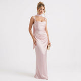 Carlena | Elegancka sukienka maxi z odkrytymi plecami i szarfą