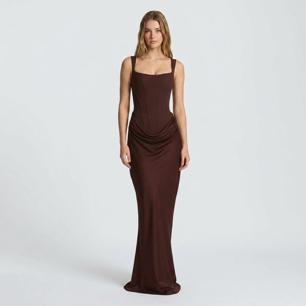 Carlena | Elegancka sukienka maxi z kwadratowym dekoltem