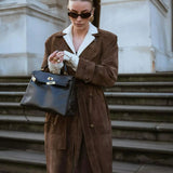 Carlena | Elegancki damski płaszcz trench z zamszu łączący styl i komfort | Ella