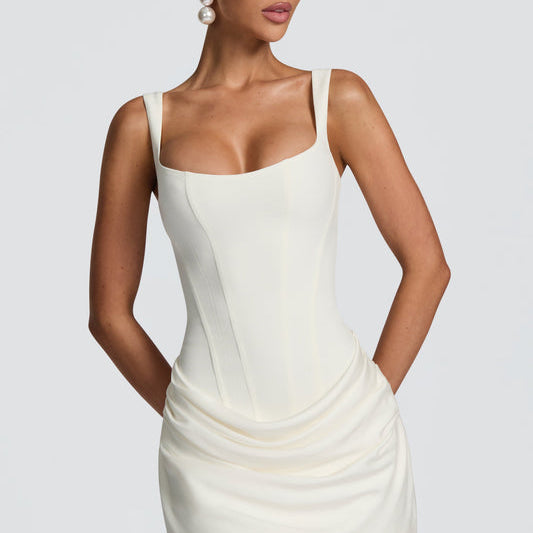 Carlena | Elegancka sukienka mini z gorsetem i marszczeniem