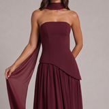 Carlena | Elegancka Sukienka Maxi Bez Ramiączek z Wysokim Rozcięciem i Szalem