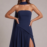 Carlena | Elegancka Sukienka Maxi Bez Ramiączek z Wysokim Rozcięciem i Szalem