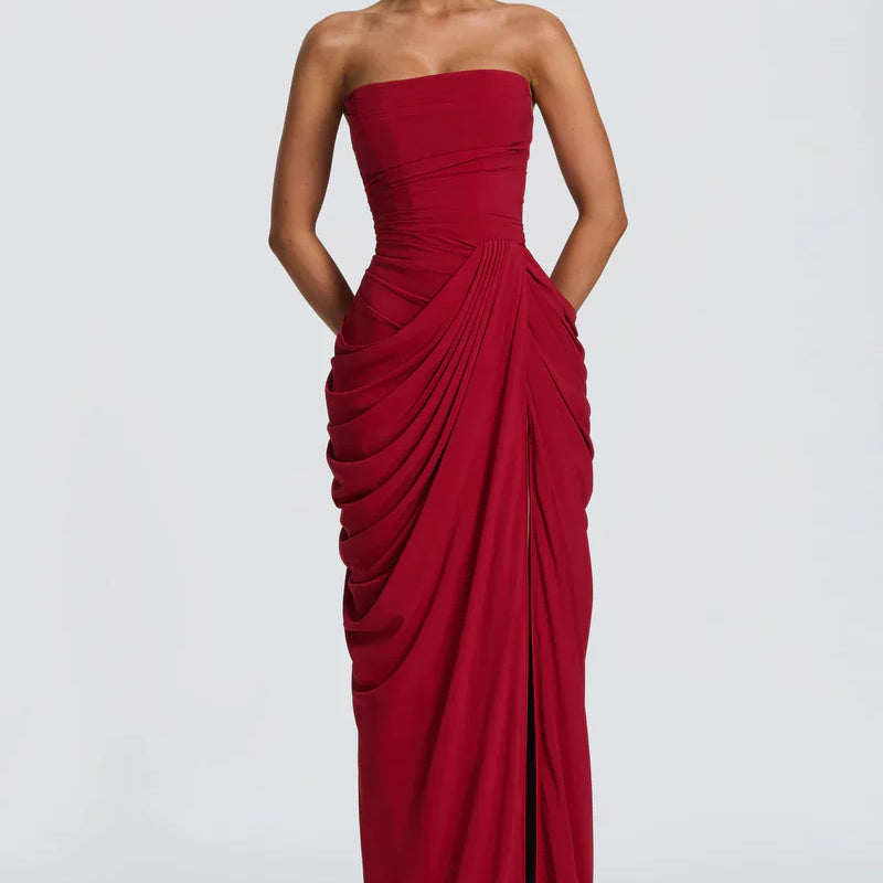 Carlena | Elegancka sukienka maxi bez ramiączek z rozcięciem