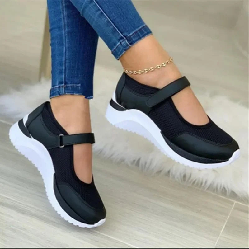 Carlena | Lekkie damskie sneakersy ortopedyczne z paskiem