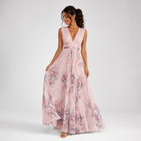 Carlena | Elegancka Plisowana Sukienka Maxi z Dekoltem V