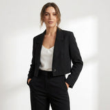 Carlena | Elegancki krótki blezer damski premium z klasycznym kołnierzem