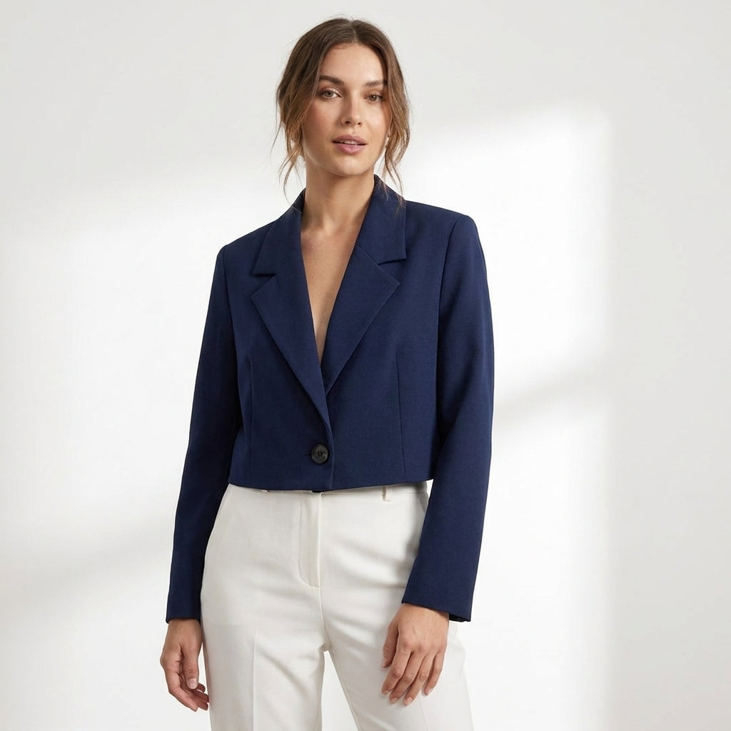 Carlena | Elegancki krótki blezer damski premium z klasycznym kołnierzem