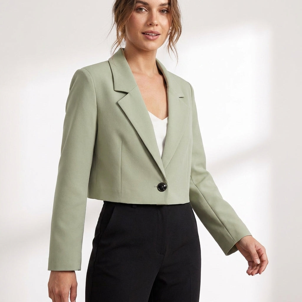 Carlena | Elegancki krótki blezer damski premium z klasycznym kołnierzem