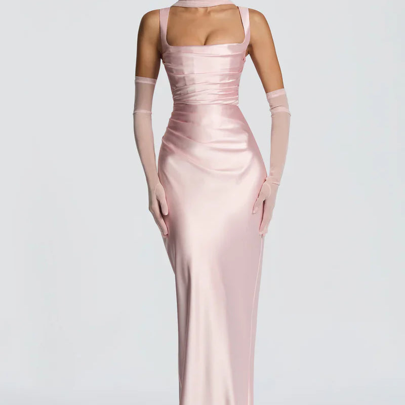 Carlena | Elegancka satynowa suknia maxi z kwadratowym dekoltem