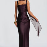 Carlena | Elegancka satynowa suknia maxi z kwadratowym dekoltem