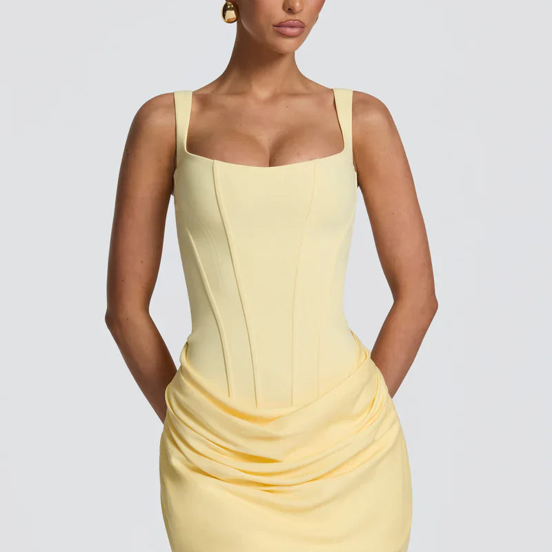 Carlena | Elegancka sukienka mini z gorsetem i marszczeniem