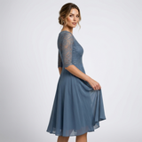 Carlena | Elegancka Sukienka Wizytowa z Koronką i Rękawem 3/4
