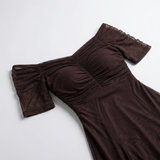 Carlena | Elegancka Sukienka Maxi z Odkrytymi Ramionami