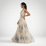 Carlena | Elegancka Plisowana Sukienka Maxi z Dekoltem V