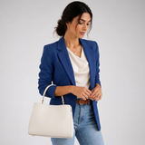 Carlena | Elegancka Taliowana Marynarka z Jednym Guzikiem