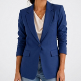 Carlena | Elegancka Taliowana Marynarka z Jednym Guzikiem
