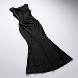 Carlena | Elegancka Sukienka Maxi z Wysokim Dekoltem i Drapowaniem