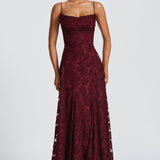 Carlena | Elegancka sukienka maxi z kwiatową koronką