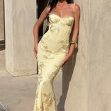 Carlena | Elegancka sukienka maxi z kwiatowym haftem 3D