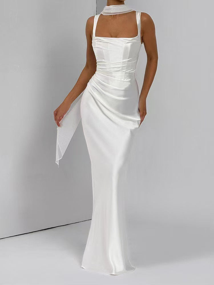 Carlena | Elegancka sukienka maxi z kwadratowym dekoltem