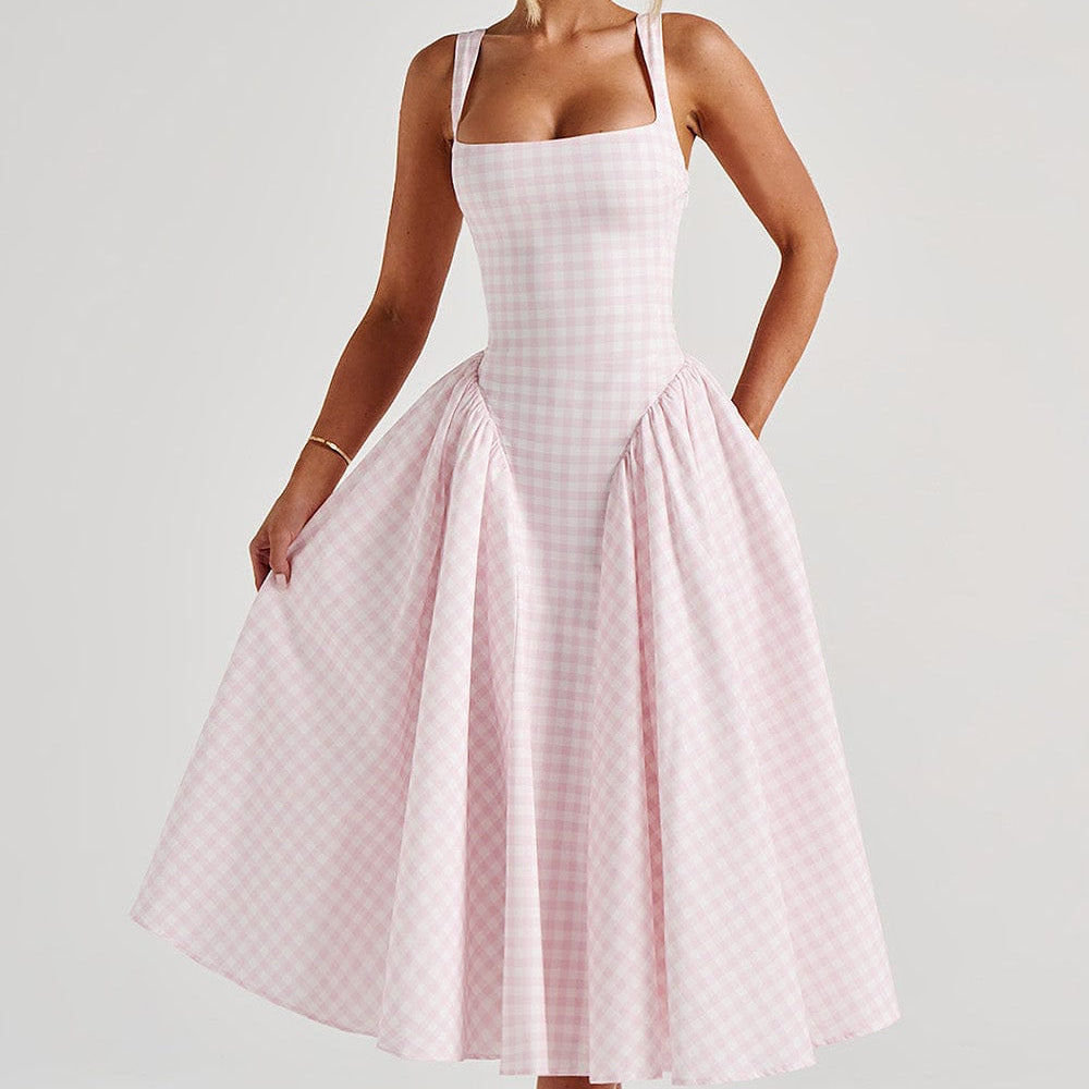 Carlena | Letnia sukienka midi w kratę podkreślająca talię i dopasowująca się do sylwetki