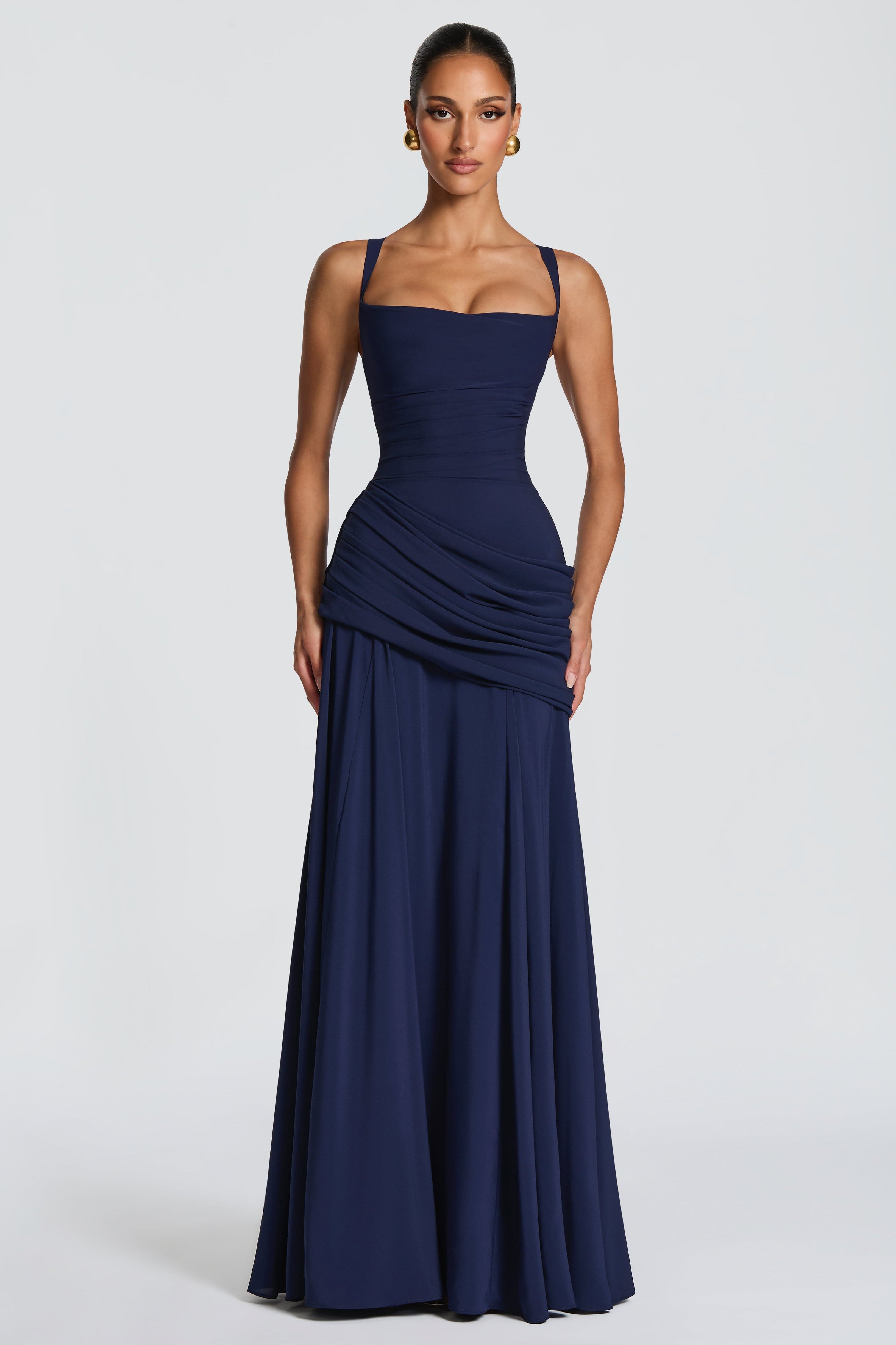 Carlena | Elegancka sukienka maxi z drapowaniem