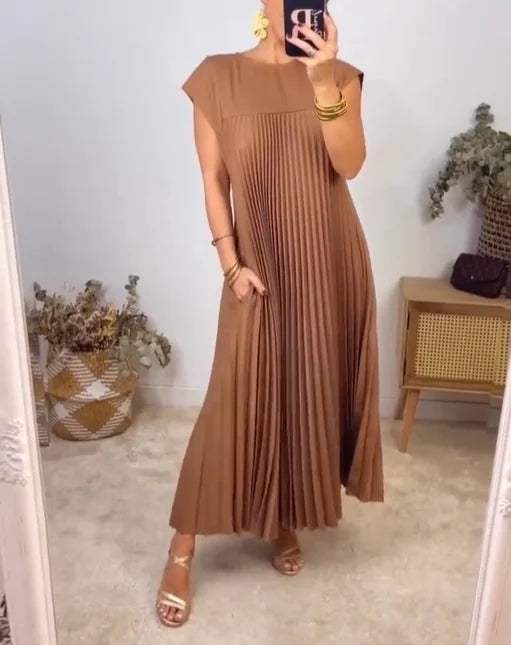 Carlena | Elegancka plisowana sukienka midi z kieszeniami